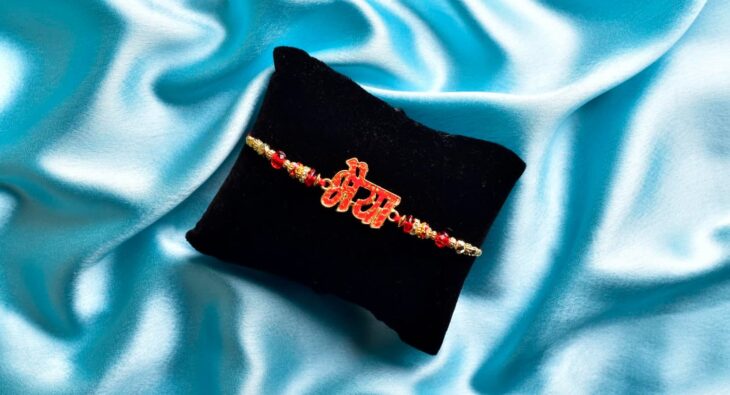 Bransoletki na sznurku – nowe oblicze biżuterii