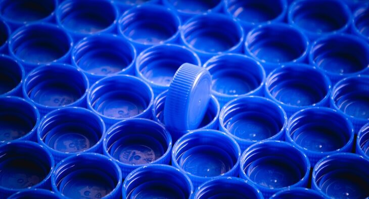 Revolutionize Your Product Packaging with Custom-Designed Plastic Squeeze Tubes – Find Out How!