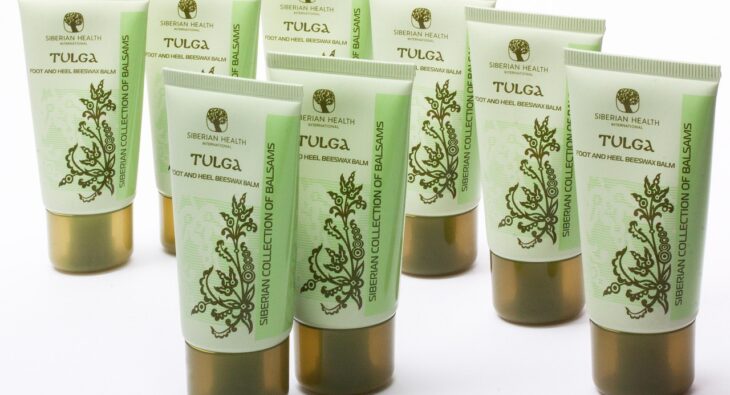 Revolutionizing the Beauty Game: Heres Why the Squeeze Tube is Taking Over!